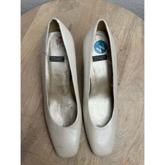 Stuart Weitzman Womens Ivory Leather Heels Size 36.5/6 C (Wide) Vintage - Picture 5 of 9
